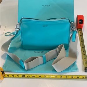 BRAND NEW TIFFANY & CO. BLUE LEATHER HANDBAG -RARE